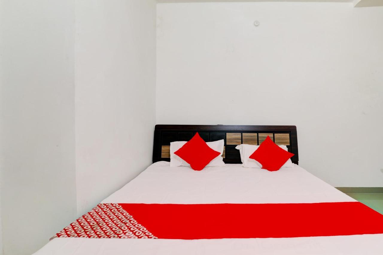 Oyo Flagship Shine Hotel Chinhat Екстериор снимка