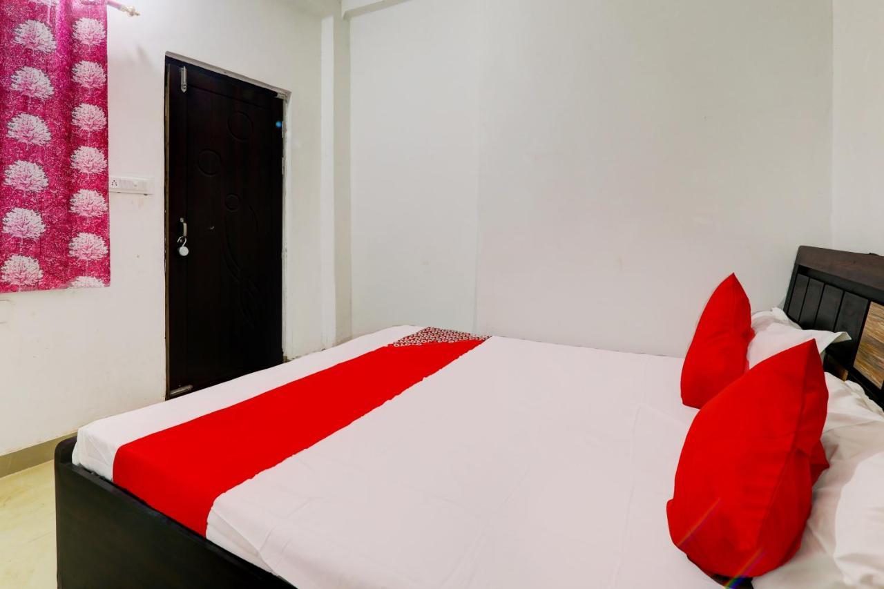 Oyo Flagship Shine Hotel Chinhat Екстериор снимка