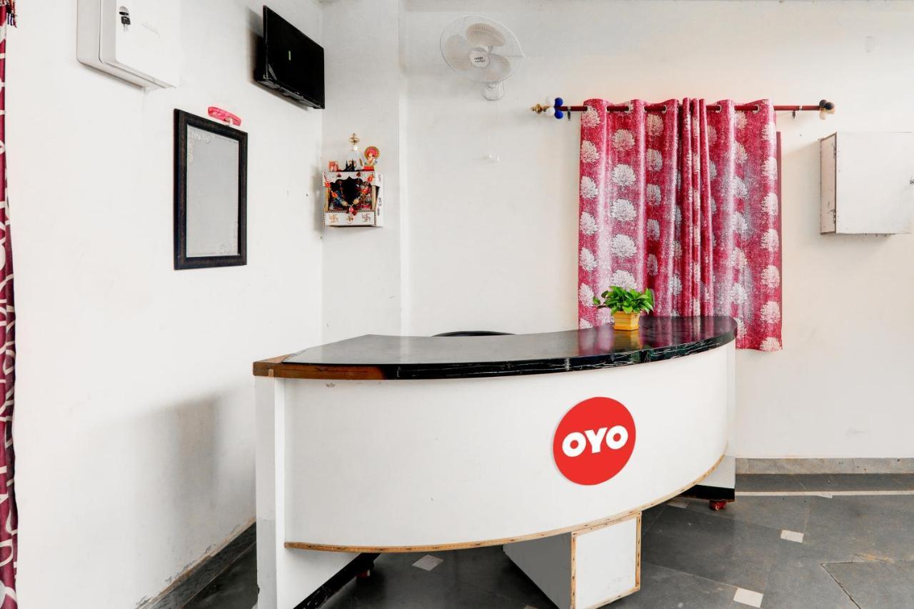 Oyo Flagship Shine Hotel Chinhat Екстериор снимка